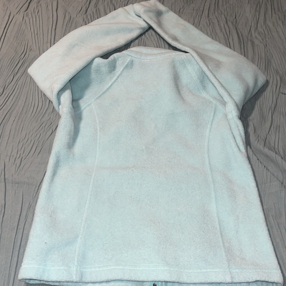 Columbia 100% polyester jacket! - Picture 4 of 4